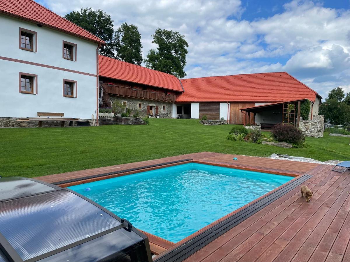 Farma Nahlov Apartment Frymburk Exterior photo
